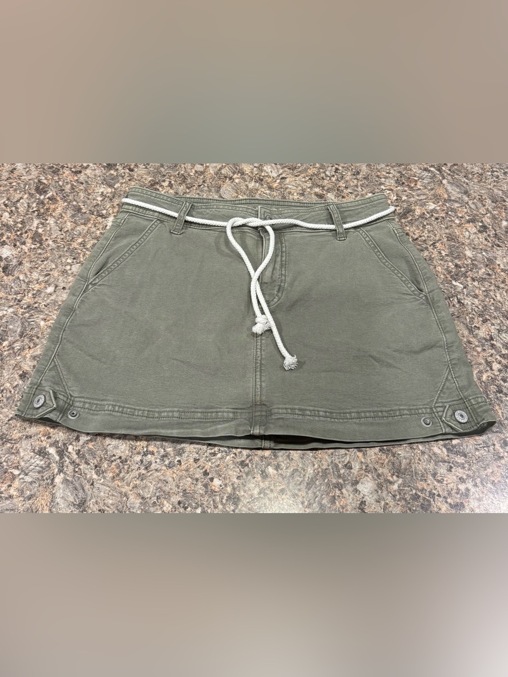 American Eagle Olive Green Utility Mini Skirt size 4